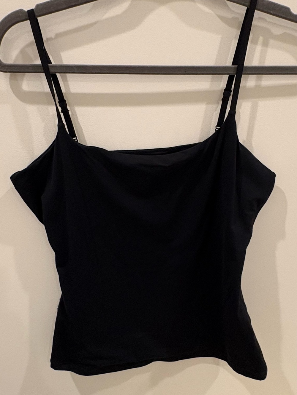 Black Women's Spaghetti Strap Camisole Top